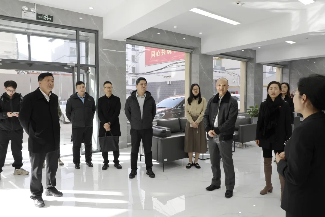 自治区市场监管局“蒙”字标工作推进组与自治区知识产权保护中心开展业务交流研讨